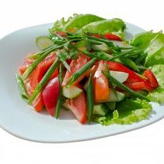 Салат из болгарского перца и зелёного лука