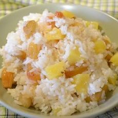 Вареный бурый рис с ананасом